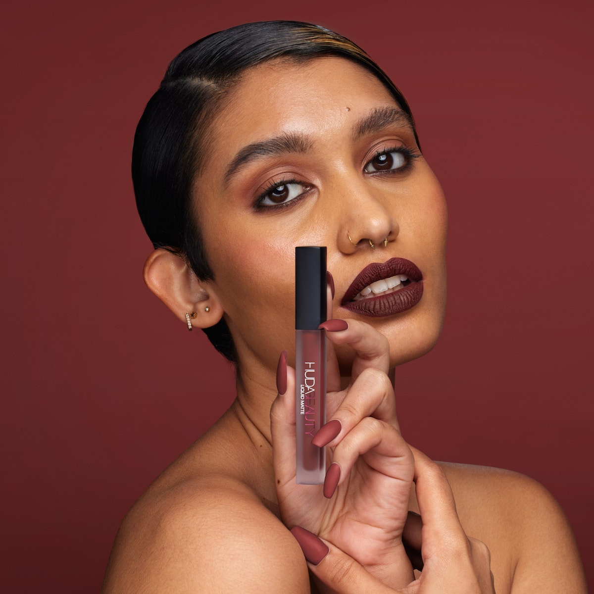 LIQUID MATTE ULTRA-COMFORT TRANSFER- PROOF LIPSTICK(LABIAL LÍQUIDO MATE)